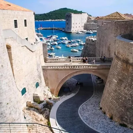 One Bedroom With Terrace * Dubrovnik